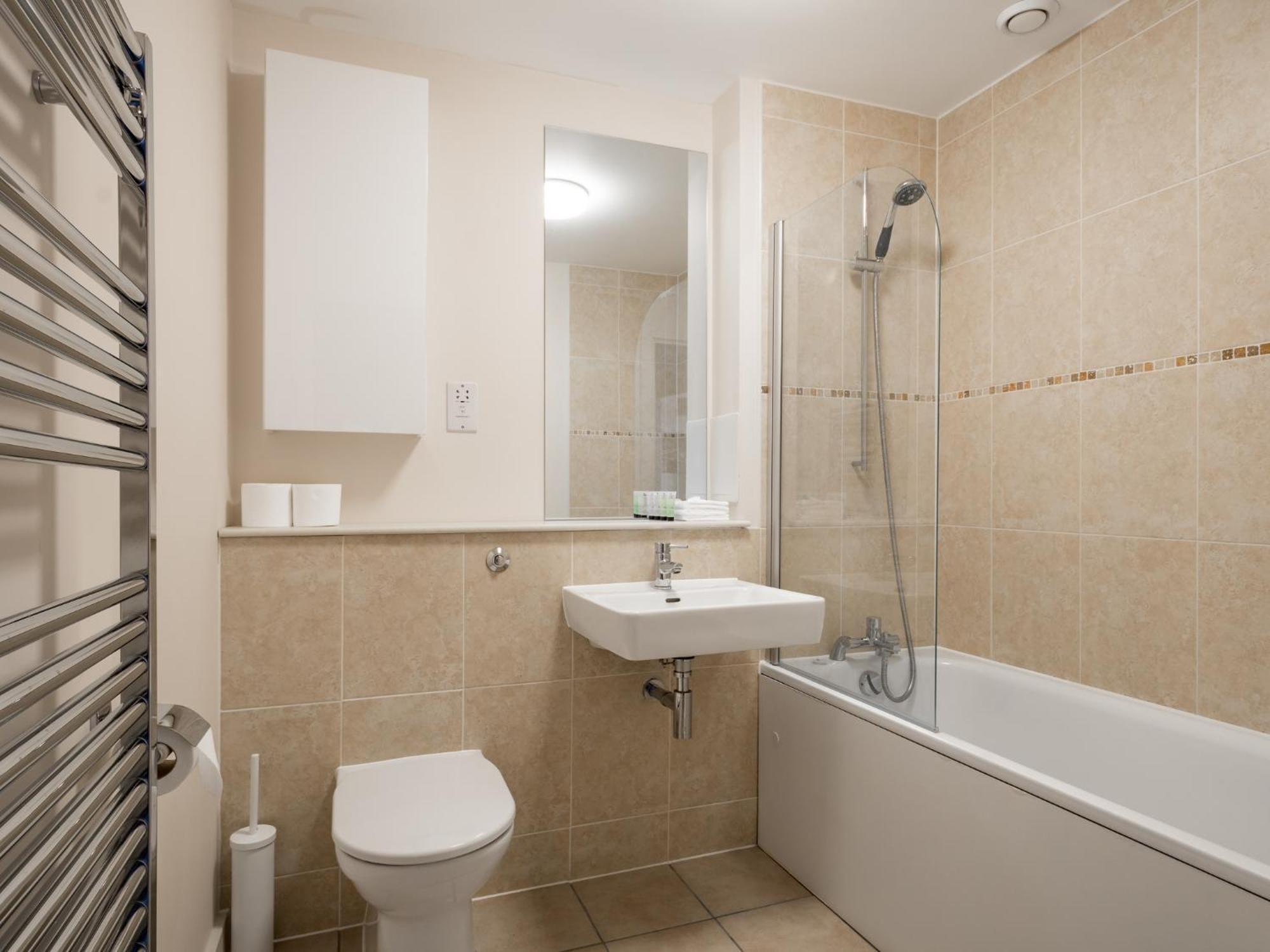 City View Apartment Bedford Esterno foto