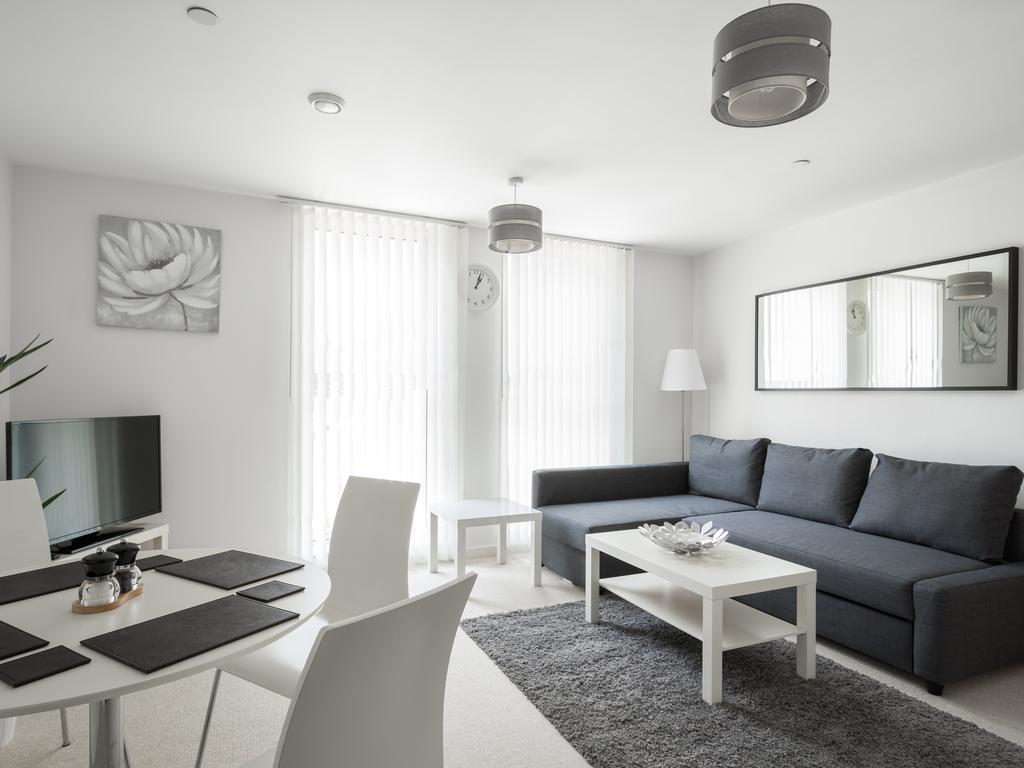 City View Apartment Bedford Esterno foto