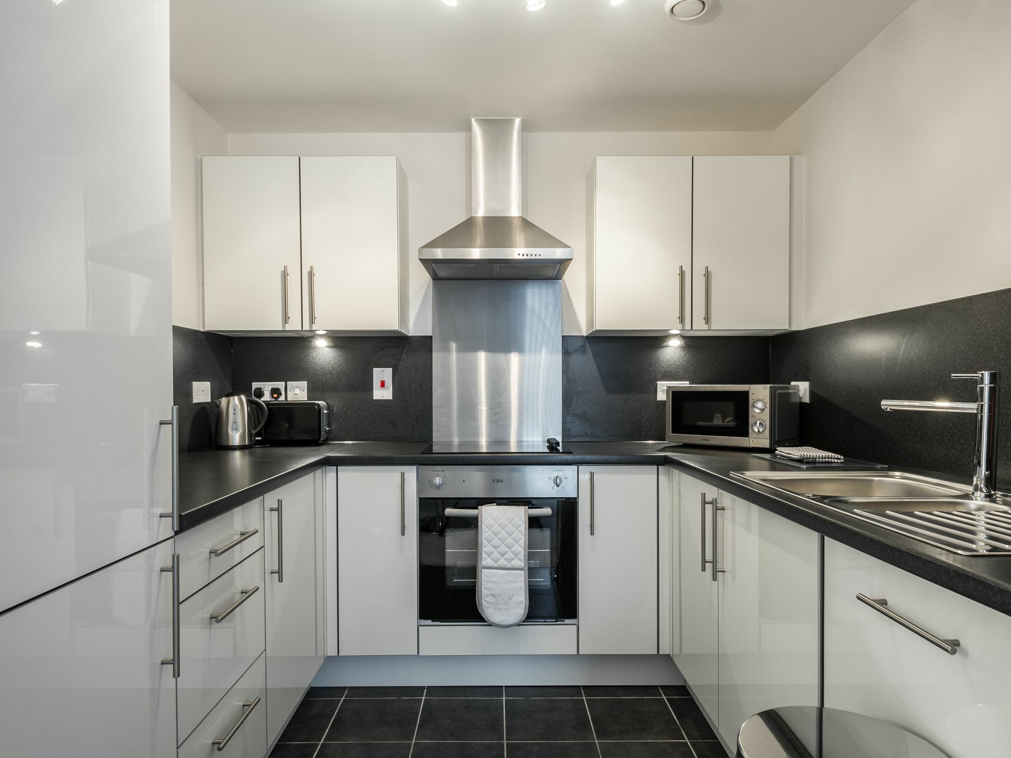 City View Apartment Bedford Esterno foto